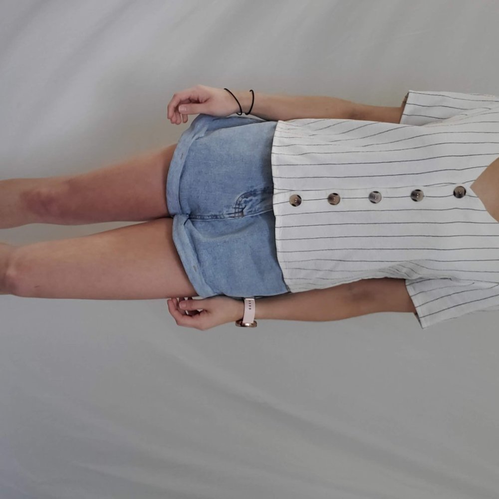 Button down t-shirt - Picture 4 of 4